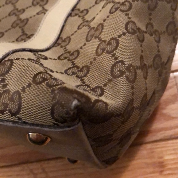 Used Gucci Handbag - Picture 5 of 6